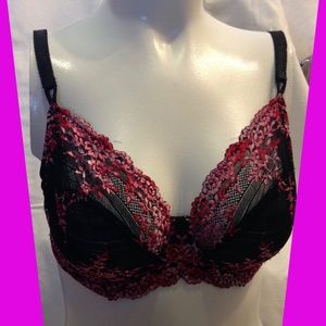 Embrace Lace Underwire Bra